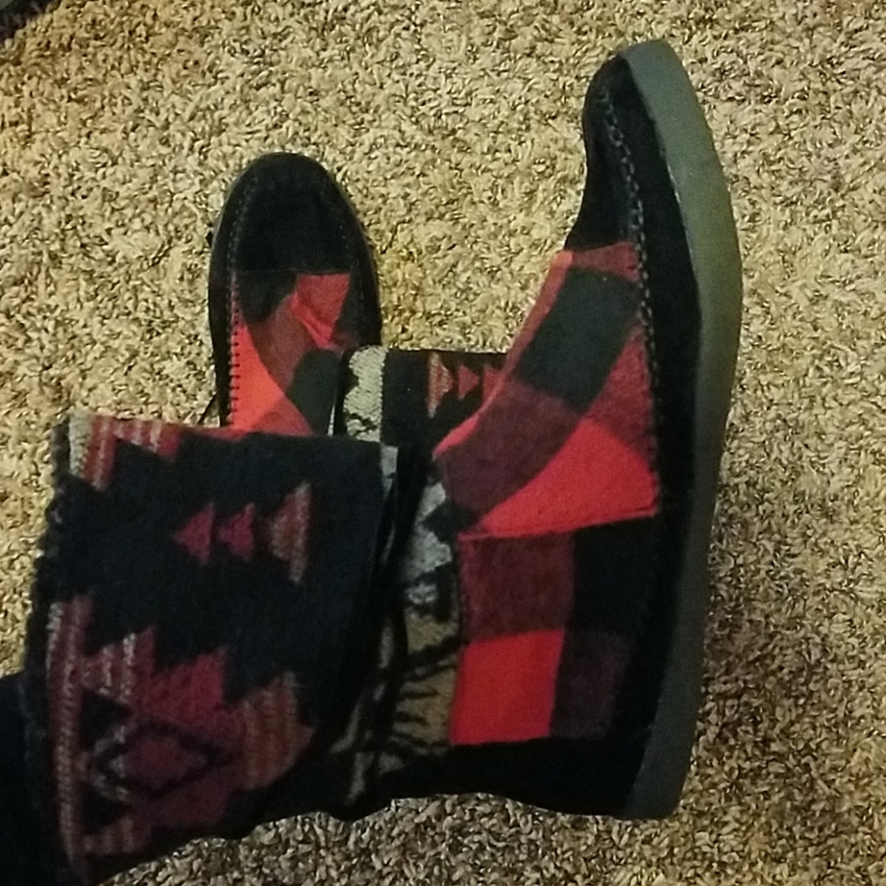 Moccasins - Picture 2 of 3
